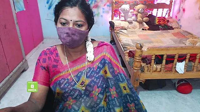 Snapshot of Novapol chatting on November 20, 2025, 1:34 pm Novapol online show from November 20, 2025, 1:34 pm