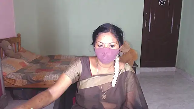 Snapshot of Novapol chatting on March 8, 2026, 5:55 am Novapol online show from March 8, 2026, 5:55 am