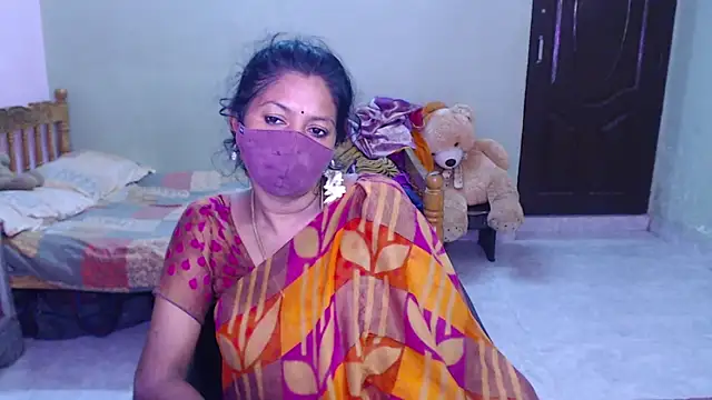 Snapshot of Novapol chatting on August 1, 2026, 1:31 pm Novapol online show from August 1, 2026, 1:31 pm