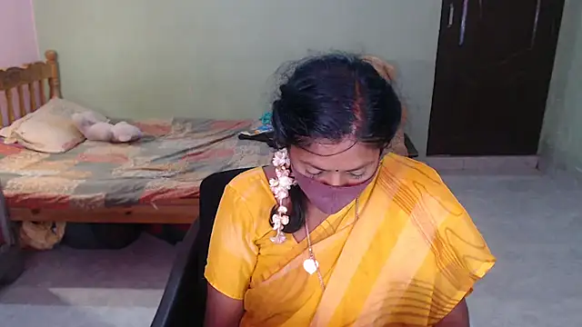 Snapshot of Novapol chatting on June 23, 2026, 5:55 pm Novapol online show from June 23, 2026, 5:55 pm