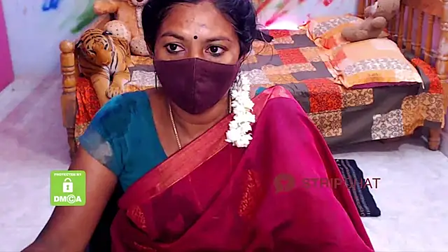 Snapshot of Novapol chatting on February 14, 2025, 5:57 pm Novapol online show from February 14, 2025, 5:57 pm