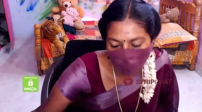 Snapshot of Novapol chatting on March 2, 2025, 12:14 pm Novapol online show from March 2, 2025, 12:14 pm