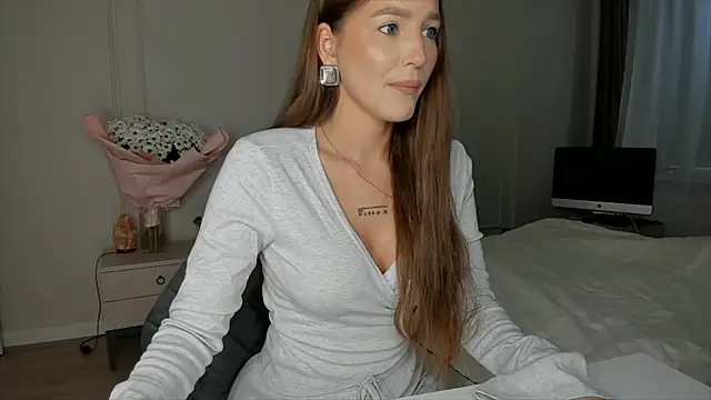 Snapshot of xx_leila chatting on November 16, 2025, 9:25 am xx leila online show from November 16, 2025, 9:25 am