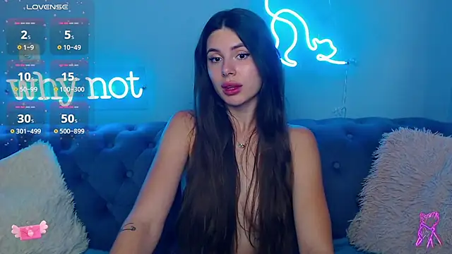 Snapshot of ViollinaLove chatting on July 20, 2026, 10:39 am ViollinaLove online show from July 20, 2026, 10:39 am