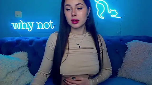 ViollinaLove online show from March 2, 2026, 5:41 am