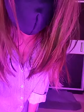 Snapshot of Tasty_Melody chatting on February 13, 2026, 1:33 pm Tasty Melody online show from February 13, 2026, 1:33 pm