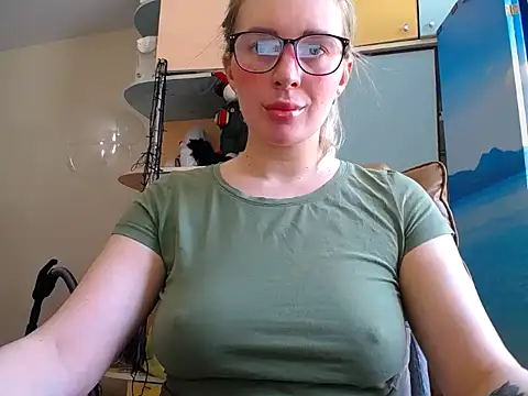 Snapshot of miaa_sunn chatting on February 1, 2026, 12:36 pm miaa sunn online show from February 1, 2026, 12:36 pm