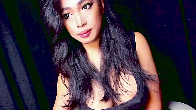 XXsexylongcockXX online show from May 7, 2026, 7:06 pm