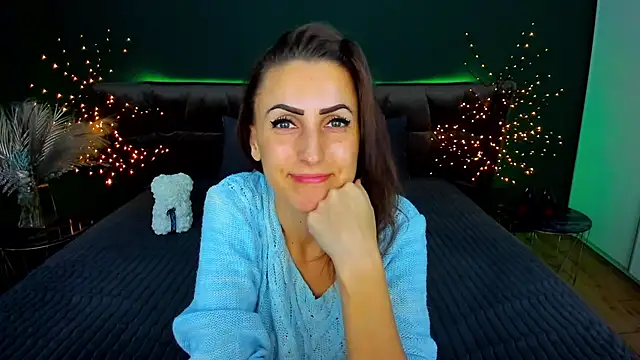 Snapshot of Rebecca_Diamond chatting on November 12, 2025, 6:28 am Rebecca Diamond online show from November 12, 2025, 6:28 am