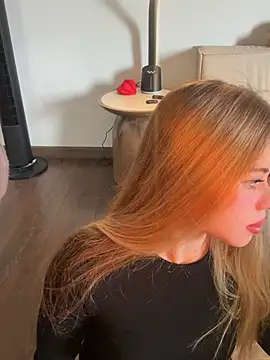 curchez  online show from February 10, 2026, 6:40 pm