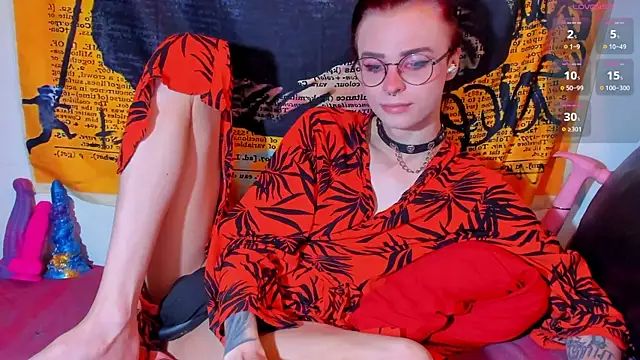 Snapshot of KatashiSenpai chatting on October 19, 2025, 6:16 am KatashiSenpai online show from October 19, 2025, 6:16 am