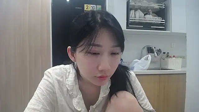 Snapshot of Asiagirll chatting on July 23, 2026, 4:03 pm Asiagirll online show from July 23, 2026, 4:03 pm