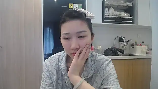 Snapshot of Asiagirll chatting on July 16, 2026, 3:36 am Asiagirll online show from July 16, 2026, 3:36 am