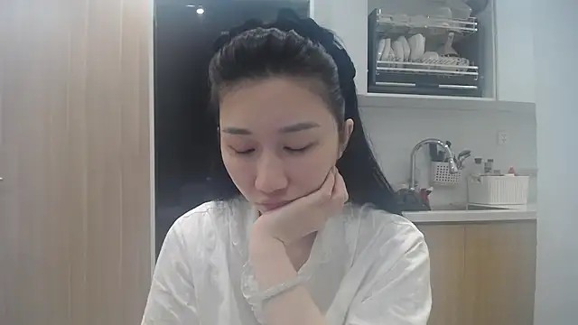 Snapshot of Asiagirll chatting on July 28, 2026, 3:32 pm Asiagirll online show from July 28, 2026, 3:32 pm
