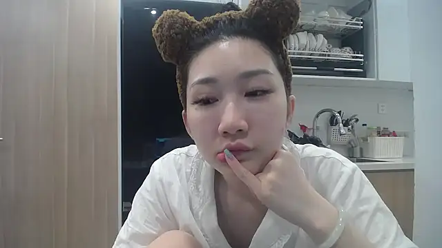 Snapshot of Asiagirll chatting on June 22, 2026, 3:42 pm Asiagirll online show from June 22, 2026, 3:42 pm