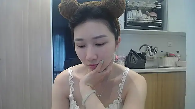 Snapshot of Asiagirll chatting on July 3, 2026, 3:35 am Asiagirll online show from July 3, 2026, 3:35 am