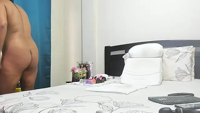 Snapshot of mara2020_69 chatting on November 2, 2025, 3:28 pm mara2020 69 online show from November 2, 2025, 3:28 pm