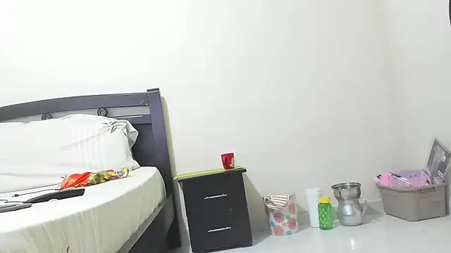 Snapshot of mara2020_69 chatting on November 29, 2025, 12:49 pm mara2020 69 online show from November 29, 2025, 12:49 pm