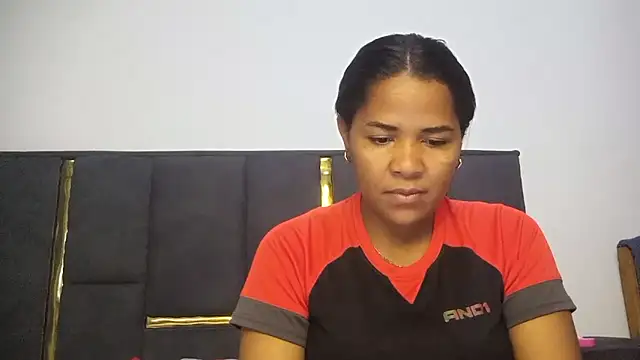 Snapshot of aleixane chatting on June 12, 2026, 5:21 pm aleixane online show from June 12, 2026, 5:21 pm
