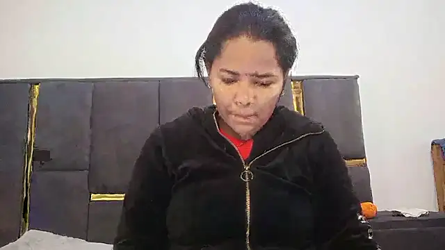 Snapshot of aleixane chatting on June 13, 2026, 5:38 am aleixane online show from June 13, 2026, 5:38 am