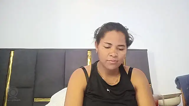 Snapshot of aleixane chatting on June 17, 2026, 10:14 am aleixane online show from June 17, 2026, 10:14 am