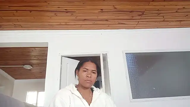 Snapshot of aleixane chatting on May 16, 2026, 6:23 am aleixane online show from May 16, 2026, 6:23 am