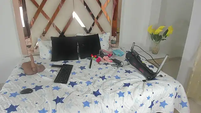 Snapshot of elena_mature chatting on February 11, 2026, 7:47 pm elena mature online show from February 11, 2026, 7:47 pm