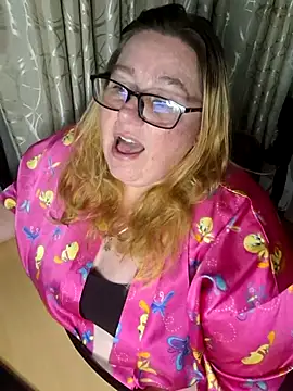 Snapshot of Iceprincess2bad4u chatting on November 19, 2025, 6:30 pm Iceprincess2bad4u online show from November 19, 2025, 6:30 pm