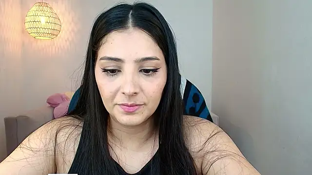 YummyAnna  online show from February 12, 2026, 8:19 pm