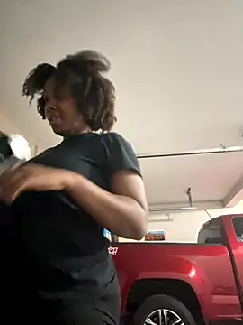 Snapshot of gypsydoll chatting on November 15, 2025, 5:28 pm gypsydoll online show from November 15, 2025, 5:28 pm