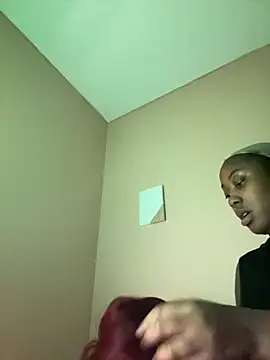 Snapshot of gypsydoll chatting on November 27, 2025, 6:36 am gypsydoll online show from November 27, 2025, 6:36 am