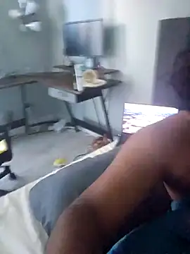 Snapshot of dulcetnukem chatting on November 7, 2025, 10:24 pm dulcetnukem online show from November 7, 2025, 10:24 pm