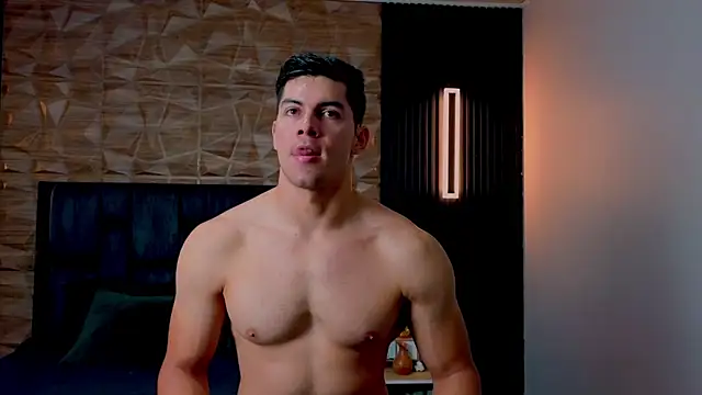 FelipeAndMarcello3 online show from October 18, 2025, 8:11 pm