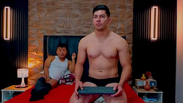 FelipeAndMarcello3 online show from November 14, 2025, 2:32 pm