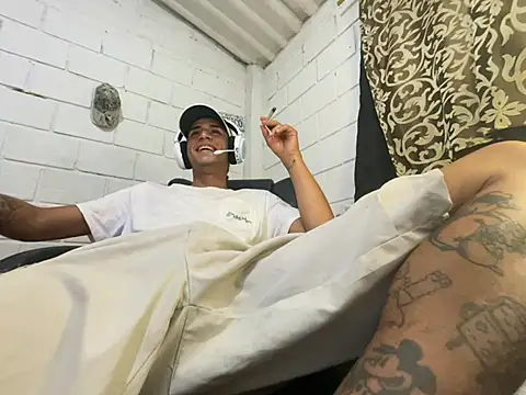 Max TheHorseDick online show from July 29, 2026, 2:22 am