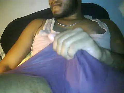 Snapshot of piratess chatting on January 25, 2025, 12:06 am piratess online show from January 25, 2025, 12:06 am