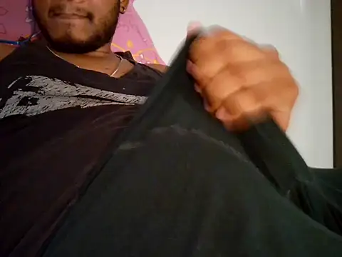 Snapshot of piratess chatting on September 22, 2025, 8:15 pm piratess online show from September 22, 2025, 8:15 pm