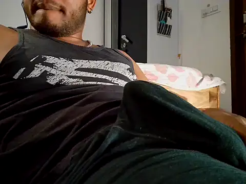 Snapshot of piratess chatting on October 8, 2025, 9:26 pm piratess online show from October 8, 2025, 9:26 pm