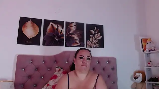 -helen online show from September 10, 2025, 5:56 pm