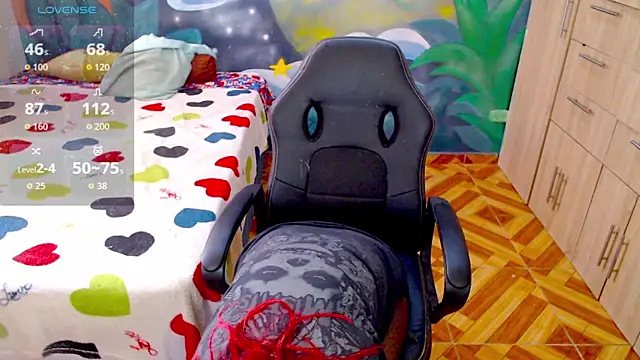 Snapshot of Eimy_lorens chatting on November 23, 2025, 5:34 pm Eimy lorens online show from November 23, 2025, 5:34 pm