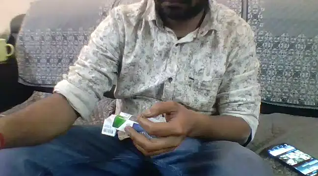 Snapshot of redvelvet_4 chatting on February 11, 2025, 3:51 pm redvelvet 4 online show from February 11, 2025, 3:51 pm