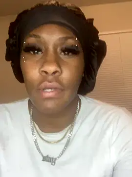 Snapshot of Foreignthababyy chatting on January 7, 2026, 5:45 am Foreignthababyy online show from January 7, 2026, 5:45 am