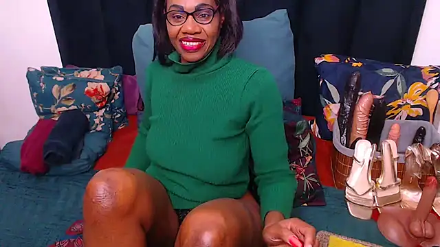 Snapshot of sexybootylicious chatting on July 16, 2026, 7:49 am sexybootylicious online show from July 16, 2026, 7:49 am