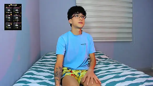 Snapshot of tom_Howard chatting on February 17, 2026, 12:19 am tom Howard online show from February 17, 2026, 12:19 am