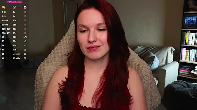 Snapshot of Val_lava chatting on March 27, 2026, 8:32 pm Val lava online show from March 27, 2026, 8:32 pm