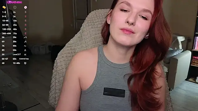 Snapshot of Val_lava chatting on November 27, 2025, 7:58 pm Val lava online show from November 27, 2025, 7:58 pm