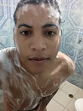 Snapshot of Bichulga chatting on August 5, 2026, 9:53 pm Bichulga online show from August 5, 2026, 9:53 pm