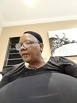 Snapshot of SEXYBOOBSNASS chatting on September 17, 2025, 8:44 pm SEXYBOOBSNASS online show from September 17, 2025, 8:44 pm
