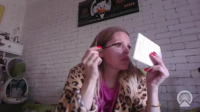 Angel girllovemy online show from March 14, 2026, 10:43 am