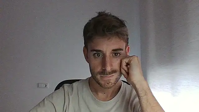 vargas90 online show from October 15, 2025, 10:34 am